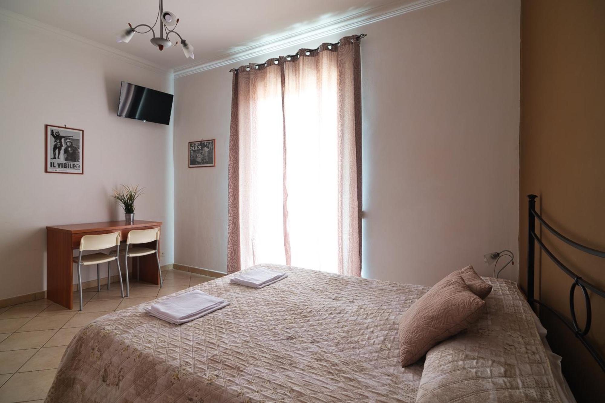 La Casa Degli Artisti 1 Otel Nettuno Dış mekan fotoğraf