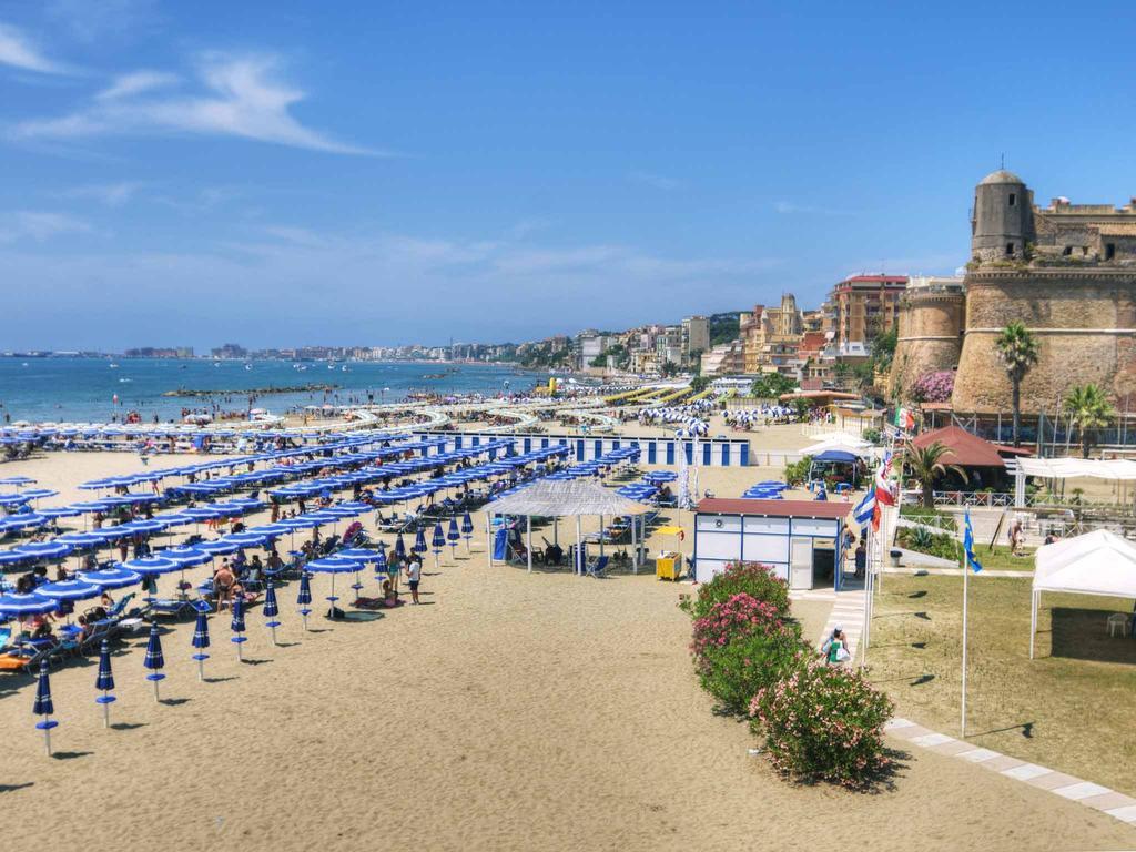 La Casa Degli Artisti 1 Otel Nettuno Dış mekan fotoğraf